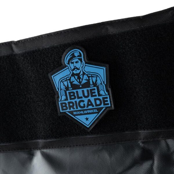 Paintball_Biggame_Mahlwinkel_Camping_stuhl_blue_brigade_embleme.jpg